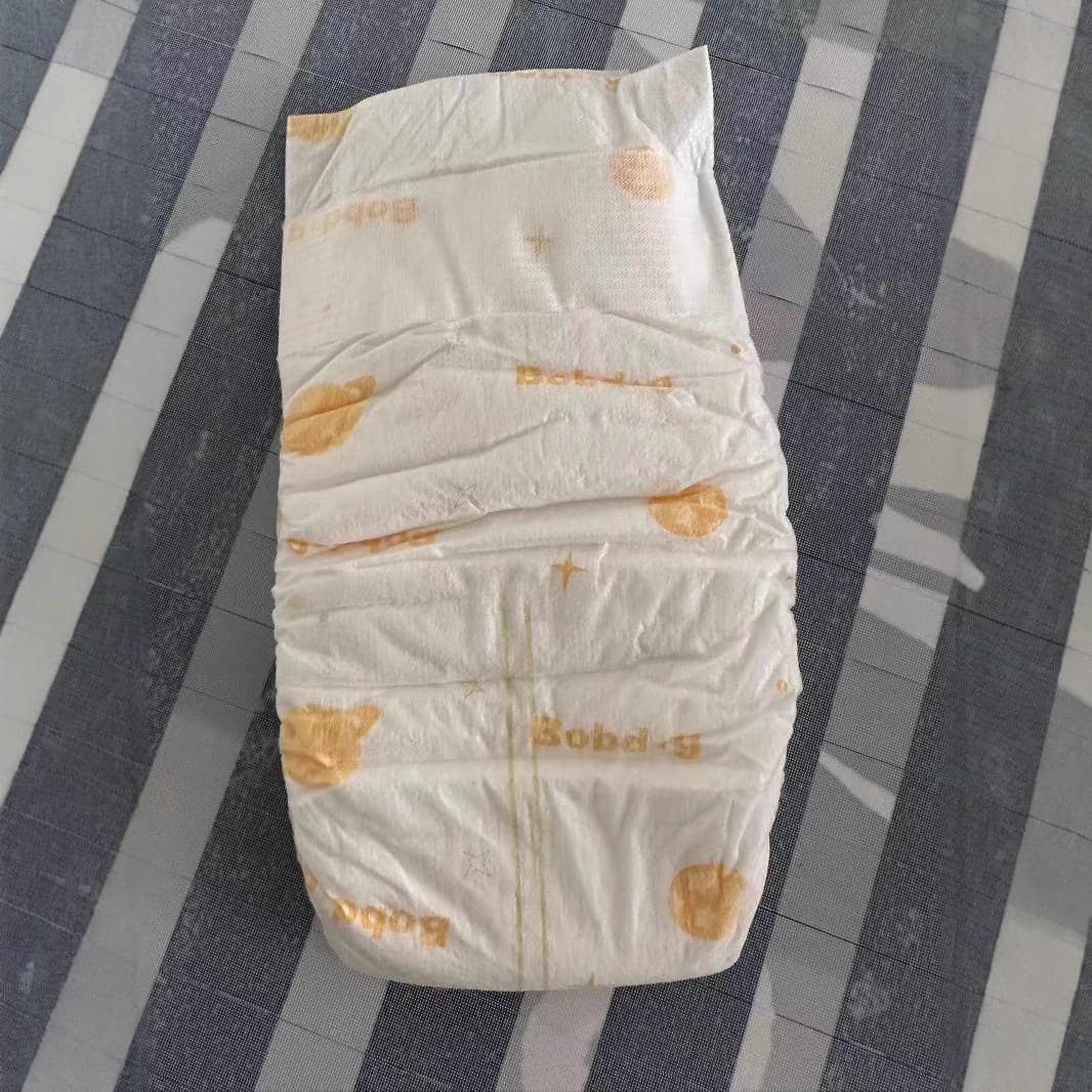 Manufacturer small size baby diapers NB code S code children's transparent bag packaging long-term wholesale export breathable thin 4