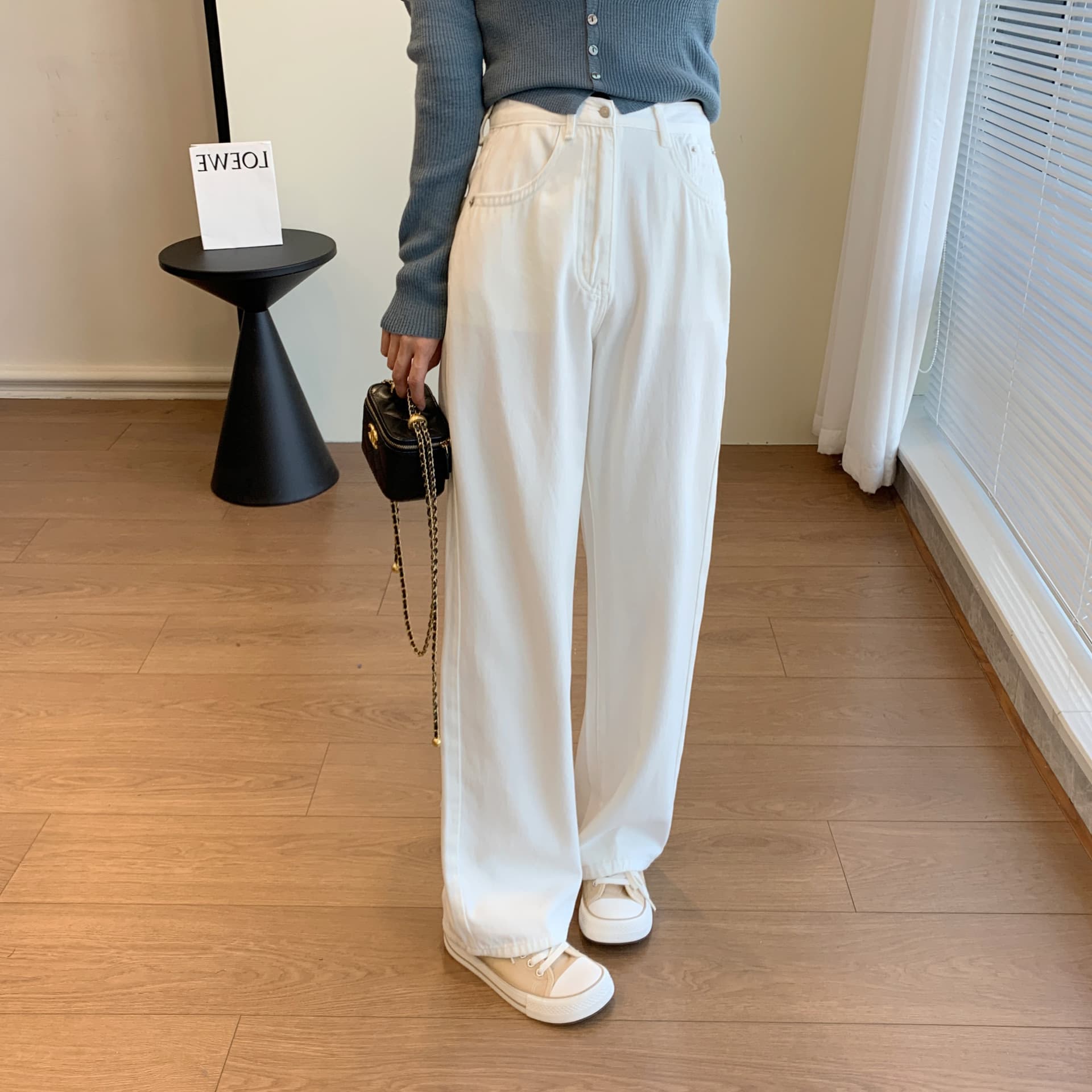 Fitted white loose straight jeans, trousers, high waist 4