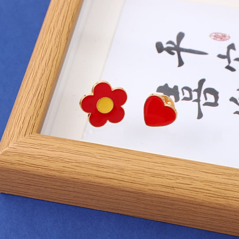 (Cross-border trading), brooch for bride heart shaped, metal red badge, Chinese style, Birthday gift 4