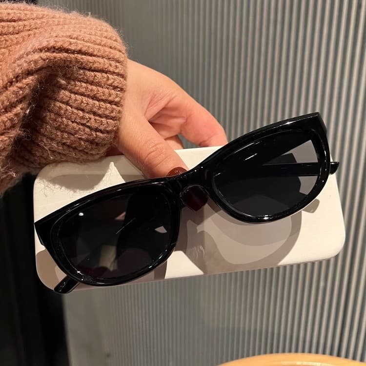 British Cherry Koko olive green cat-eye sunglasses for women with small faces, high-end sunshade street photography sunglasses 4
