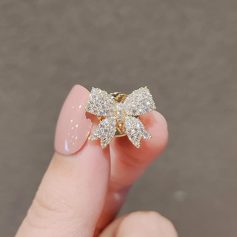 Protective underware, brooch, pin, high-end accessory, clips included 4