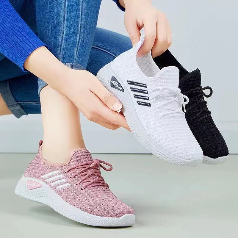 Low fashionable universal sports breathable white shoes, Korean style, soft sole, for running