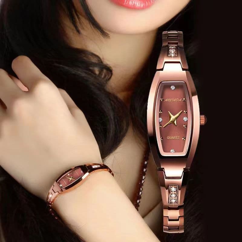 Waterproof Small Women's Watch Sophisticated Bracelet Light Luxury Style 1
