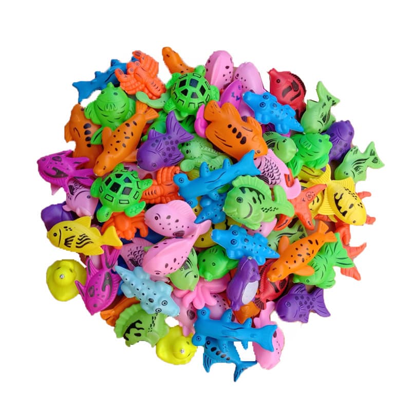 Magnetic double-sided three dimensional realistic toy 5