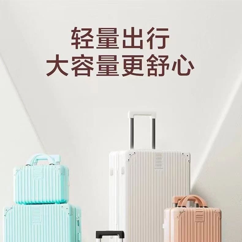 Retro universal durable suitcase on wheels, capacious box 3