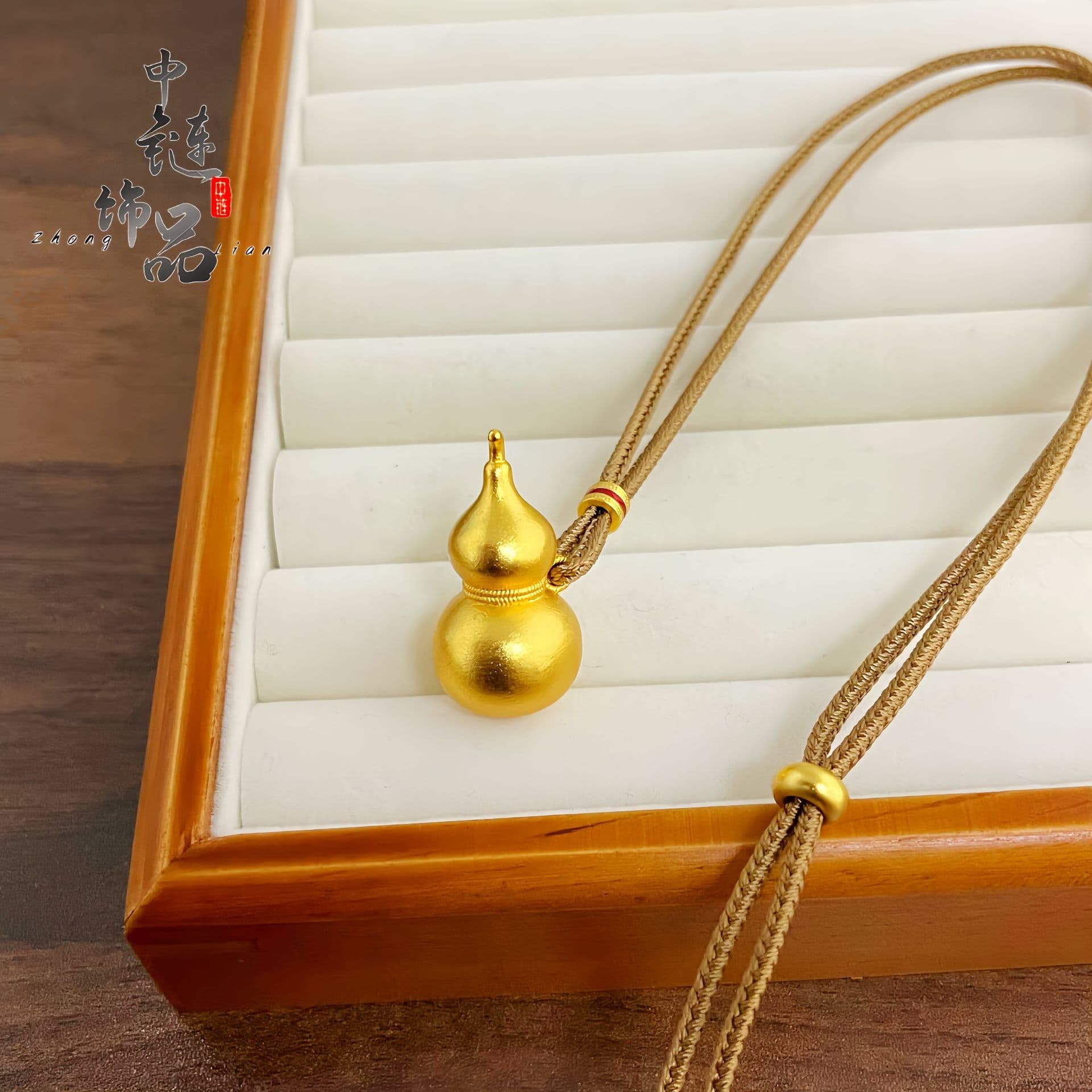 Golden Store, the same high -fidelity ancient Fasha golden flower silk gourd pendant, new Chinese national tide style gourd pendant wholesale 2