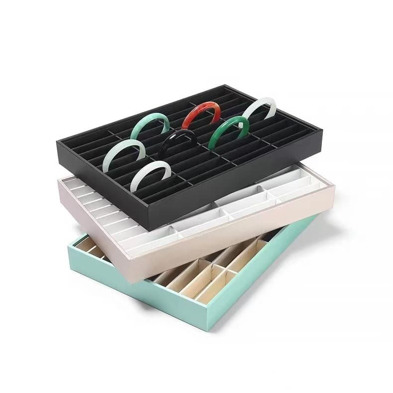 Bracelet, stand, storage box, 40 5