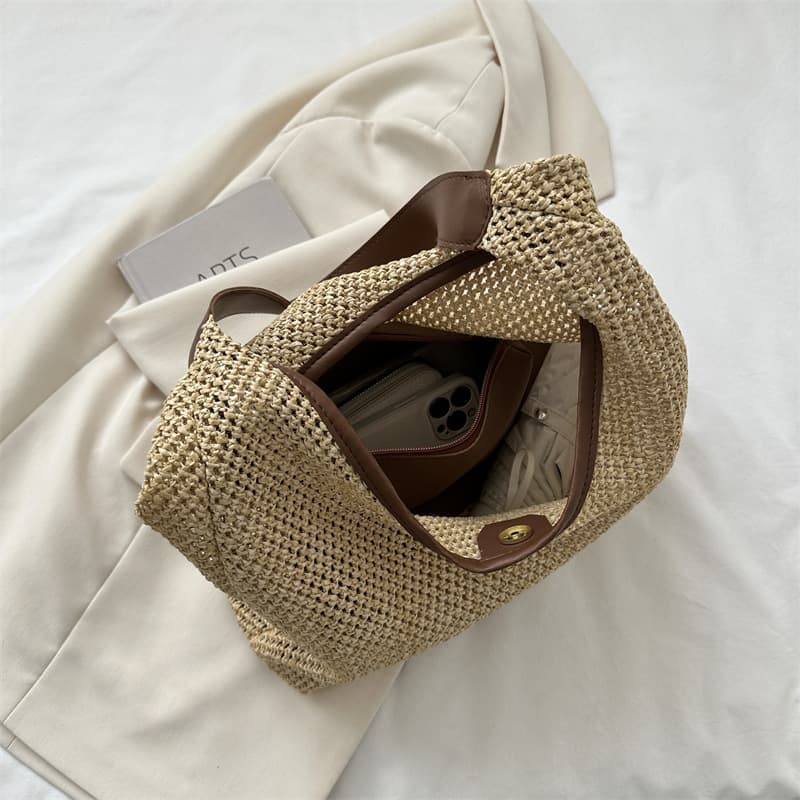 Summer handheld woven fashionable beach straw one-shoulder bag for traveling, small bag, western style 2