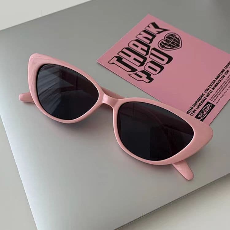 Fashionable trend universal fuchsia glasses solar-powered, sunglasses, high-quality style, cat's eye 1