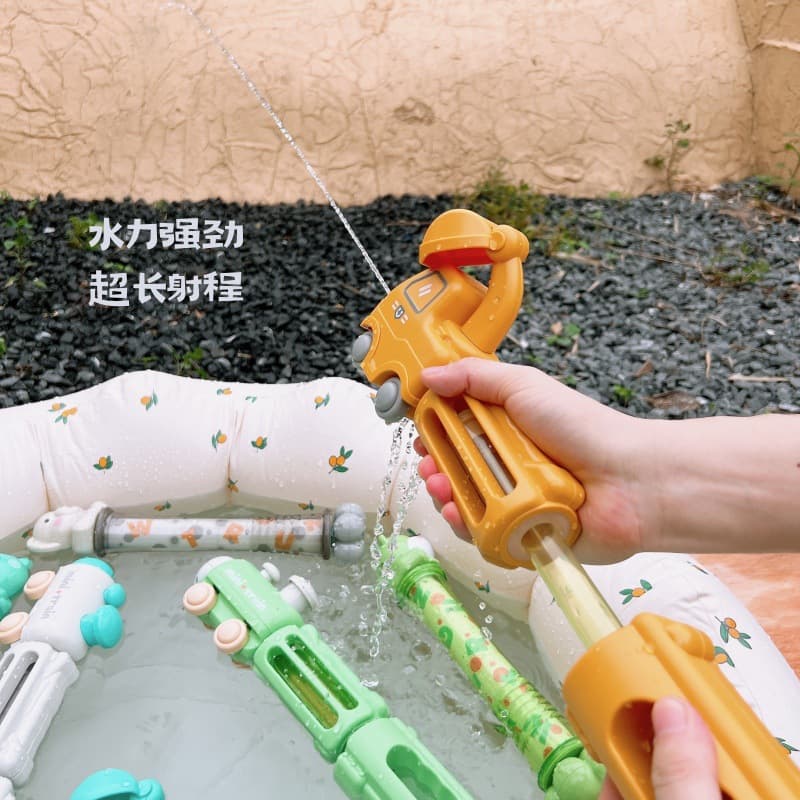 Cartoon capacious water gun, swimming pool play in water, toy 4