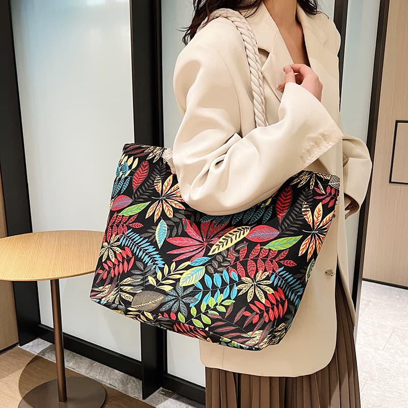 Beach ethnic fashionable bag strap one shoulder, ethnic style, simple and elegant design, one-shoulder 3