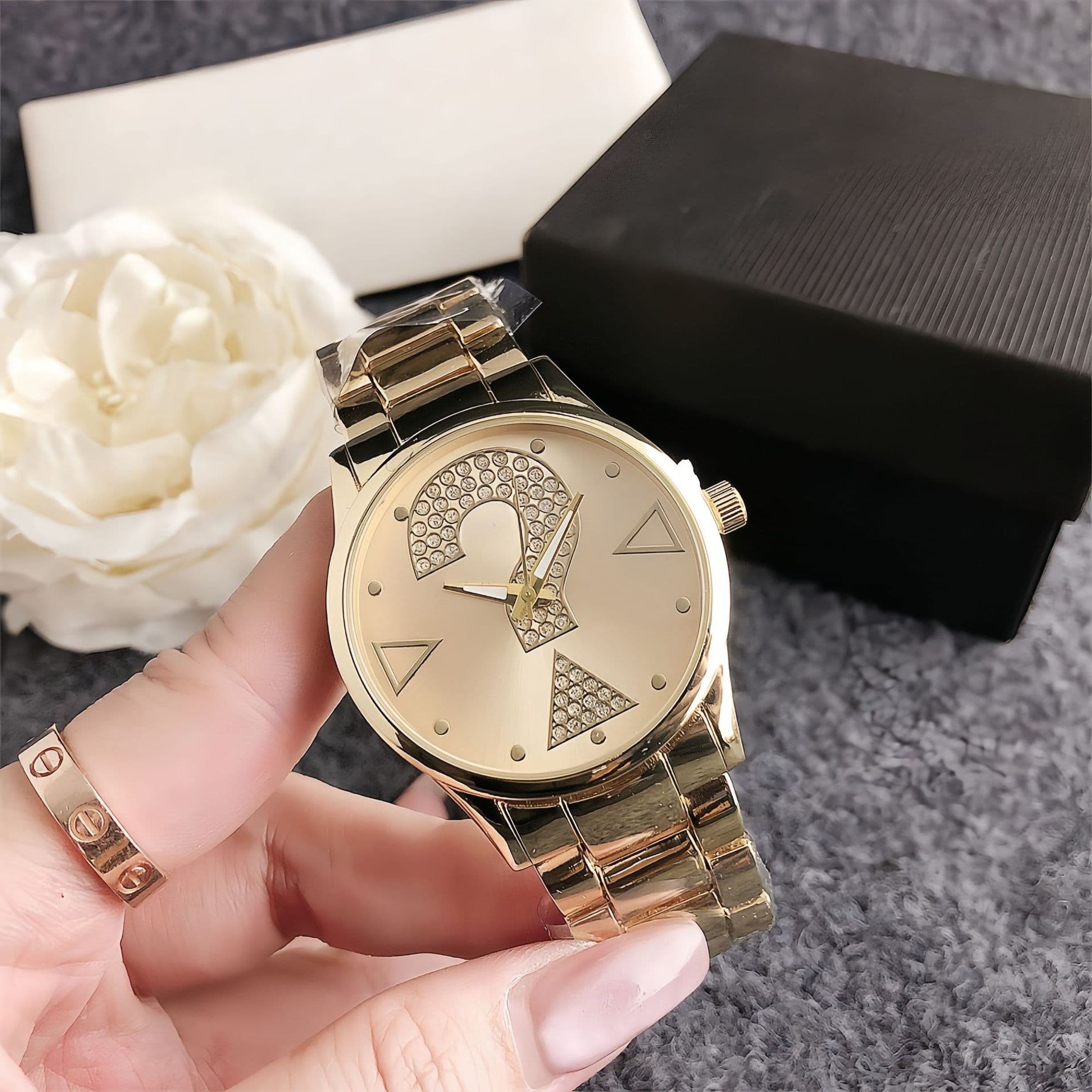 Trend waterproof quartz swiss watch, Korean style 1