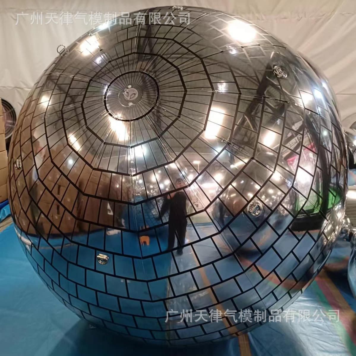 [New KTV lights mini small big large giant disco balls decor] 2