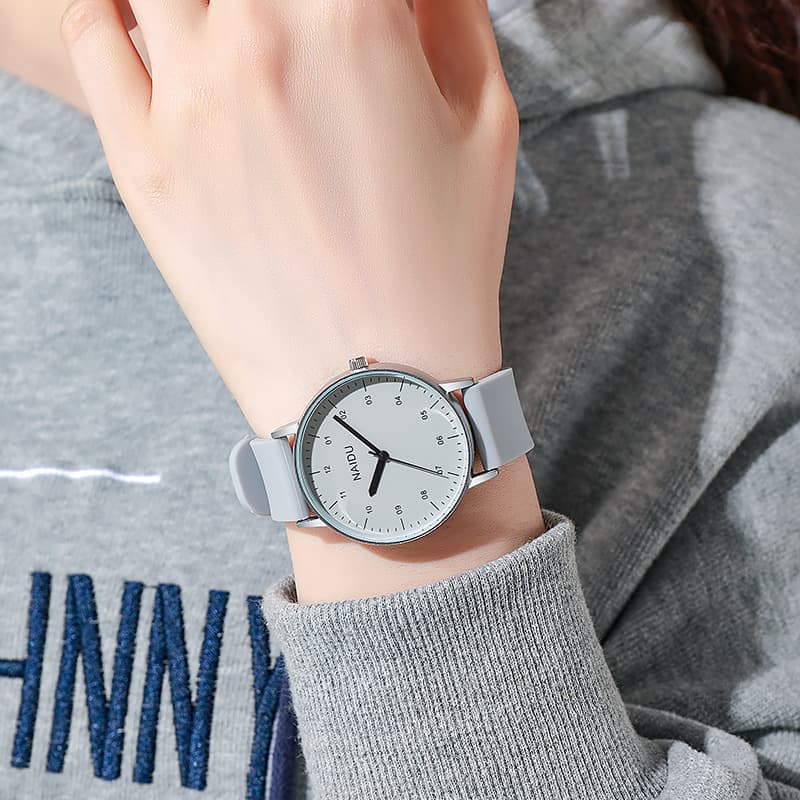 Universal fashionable swiss watch for men and women, silicone waterproof men's watch, Korean style 2