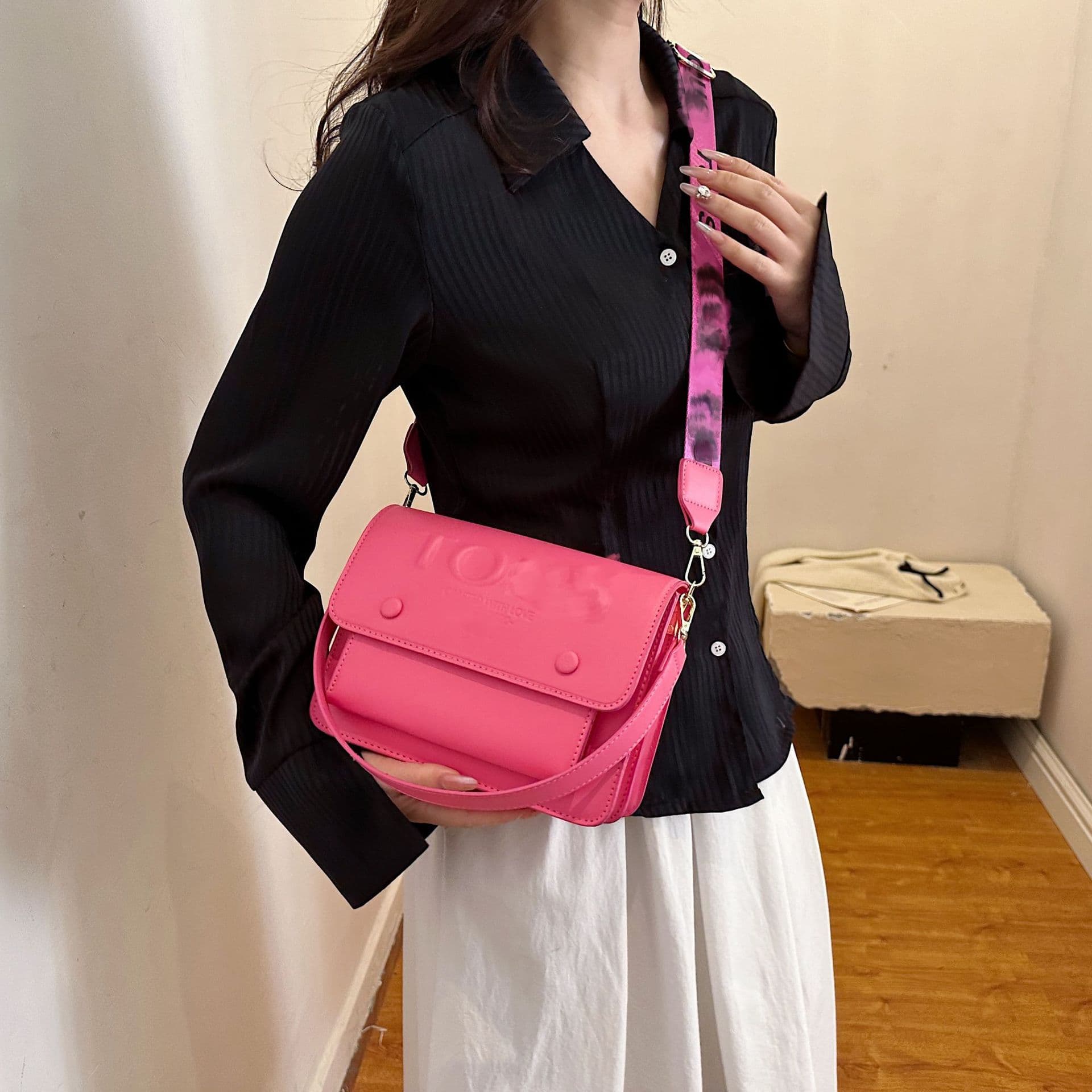 (Cross-border trading), trend fashionable universal one-shoulder bag, city style 2