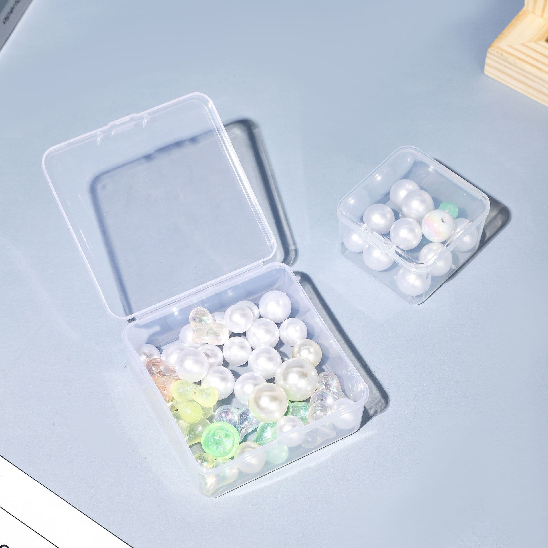 Square transparent plastic earplugs, accessory, storage box with accessories with beads 4