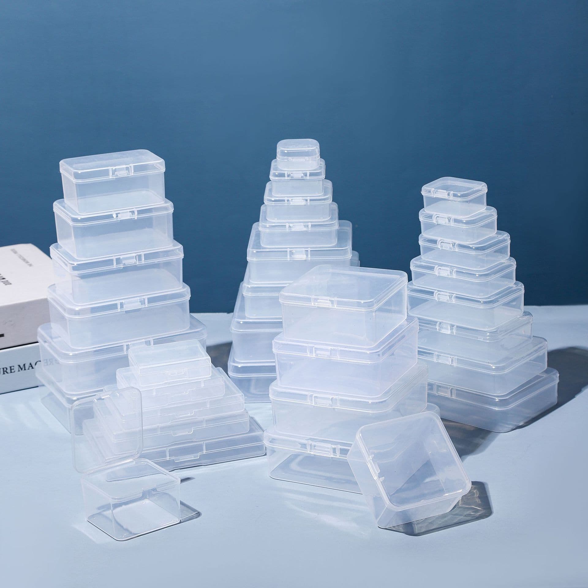 Square transparent plastic earplugs, accessory, storage box with accessories with beads