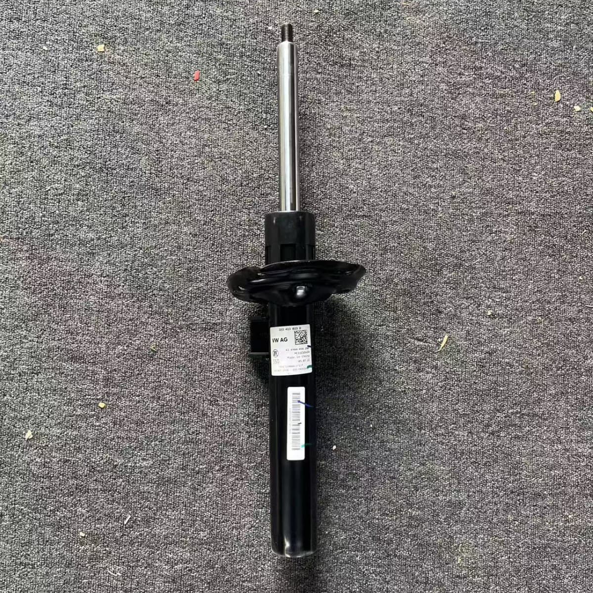 ID4 ID6 front shock absorber original brand new 1ED413023B/Dpneumatic shock absorb 4