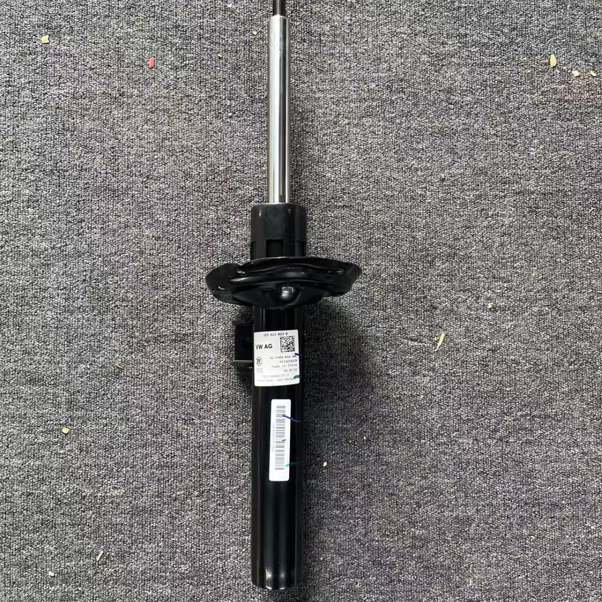 ID4 ID6 front shock absorber original brand new 1ED413023B/Dpneumatic shock absorb 1