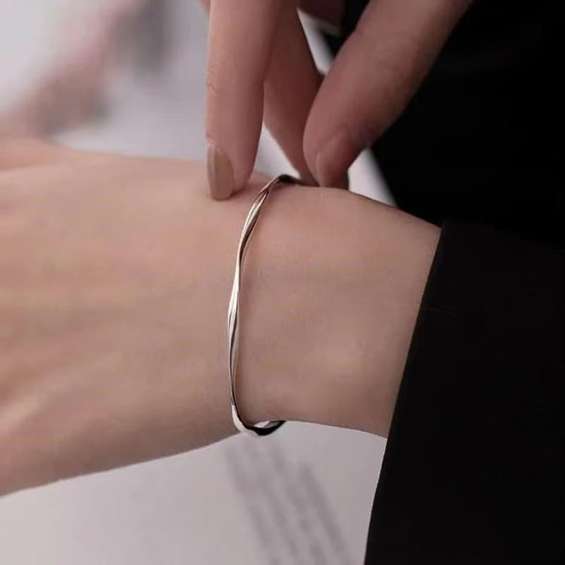 Brand universal bracelet, for beloved, simple and elegant design 1