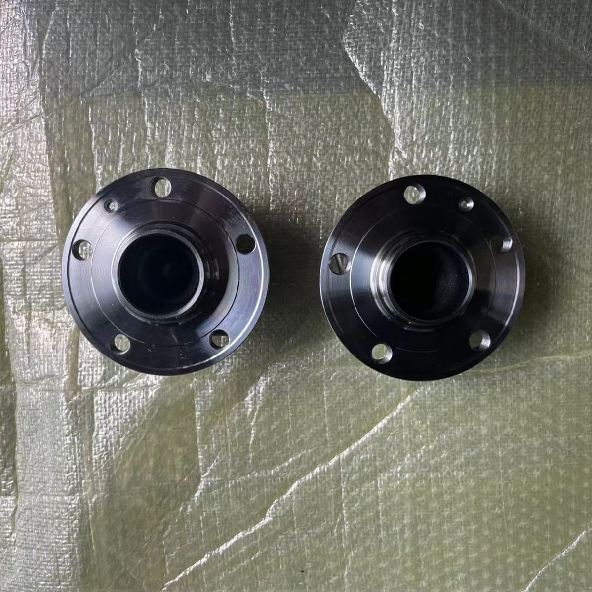 ID4 two-wheel drive front wheel bearing original brand new suitable for ID3 ID4 ID65QF 501 611 B 3