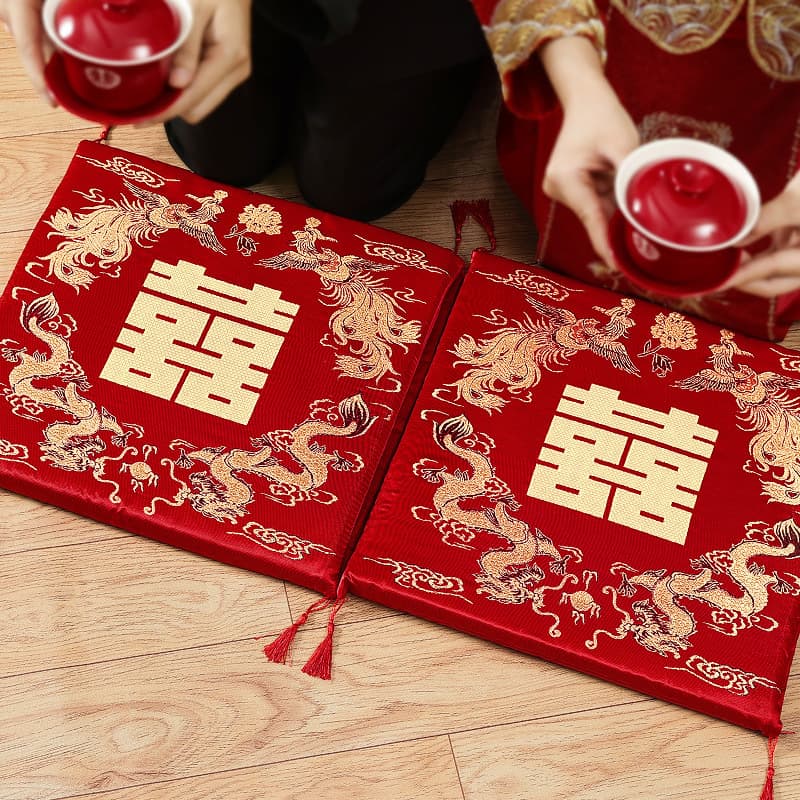 Marriage and tea kneeling cushion a pair of bride and bride changed the thickened cushion hoe hi pad red cushion wedding supplies 1