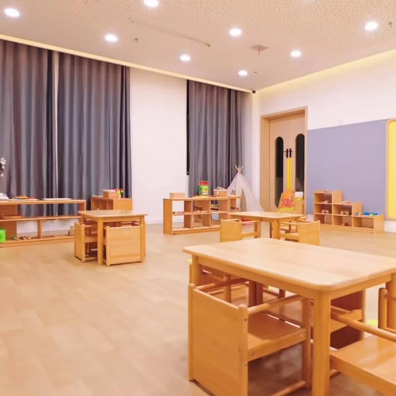 A piece of children's table, chair, ivy kindergarten class table and chair home baby lifting learning table painting table 4