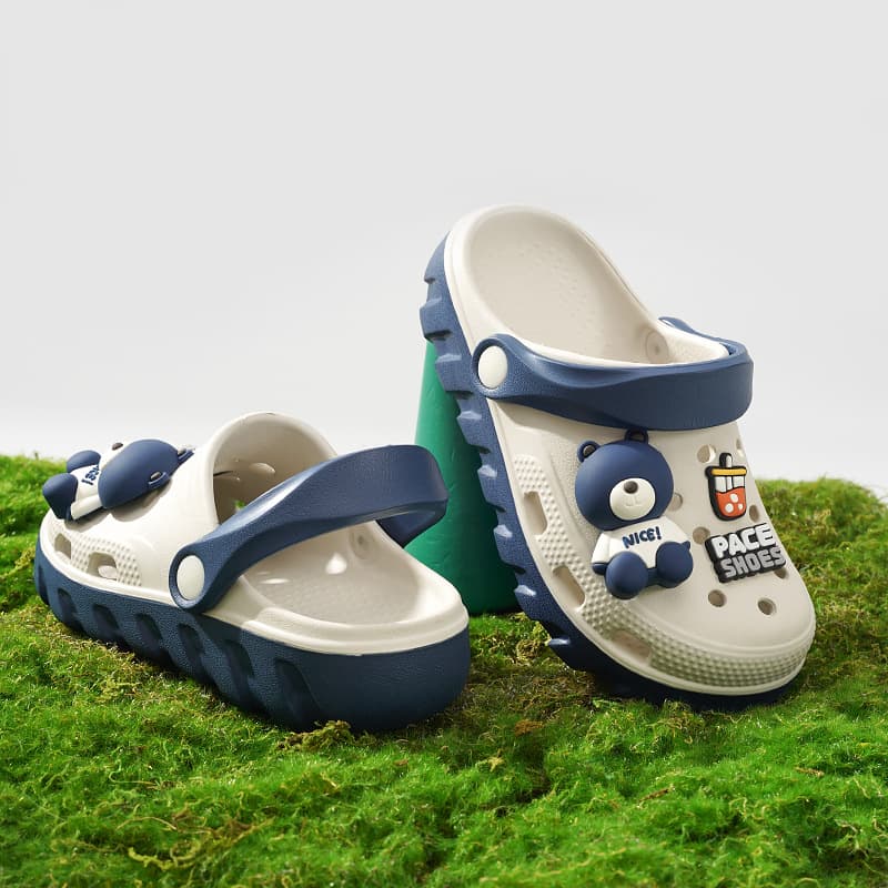 Children's non-slip breathable slippers for boys, beach sandals, soft sole 1