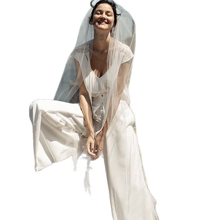 Bridal wedding veil high-definition ultra-transparent medium-hard soft gauze off-white bleached photo studio travel photo shoot with makeup styling plain gauze 5