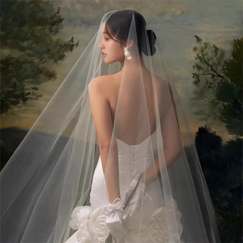Bridal wedding veil high-definition ultra-transparent medium-hard soft gauze off-white bleached photo studio travel photo shoot with makeup styling plain gauze