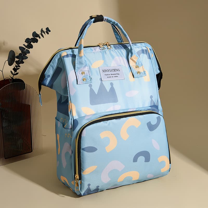 Capacious fashionable children's bag for mother and baby, thermocover to go out, worn on the shoulder 2