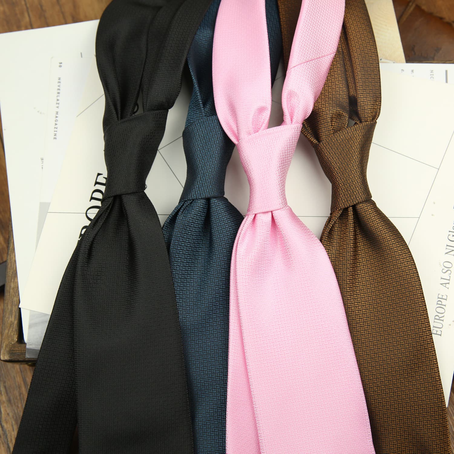 Monochrome men's business formal wear formal solid color dark pattern tie hand tied 8CM wedding business suit shop burgundy tie 2