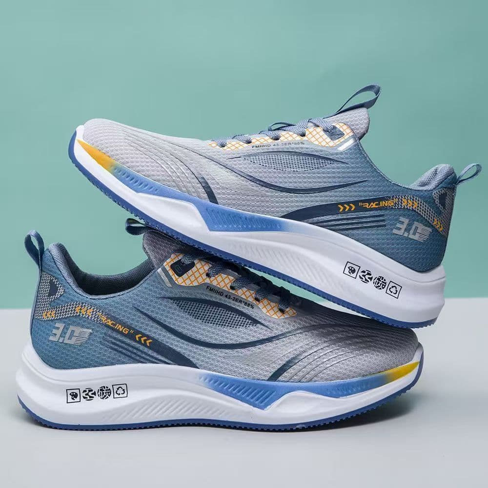New summer ultra-light running shoes sports shoes breathable shock-absorbing student anti-slip light running men's shoes teenagers running shoes 3