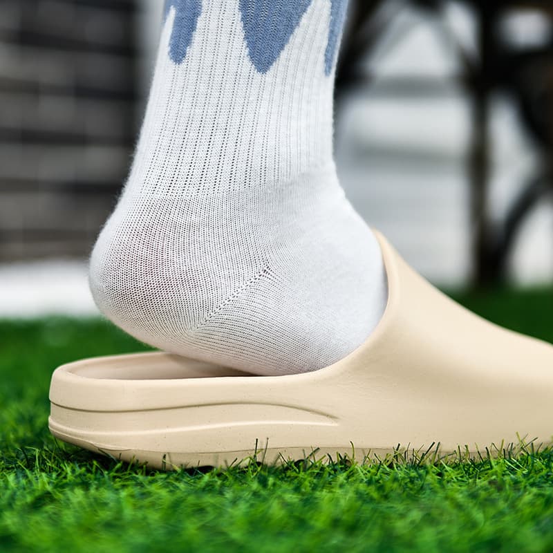 Summer ultra-soft non-slip women's slippers platform for bathroom, suitable for outdoor wear, antibacterial treatment 4