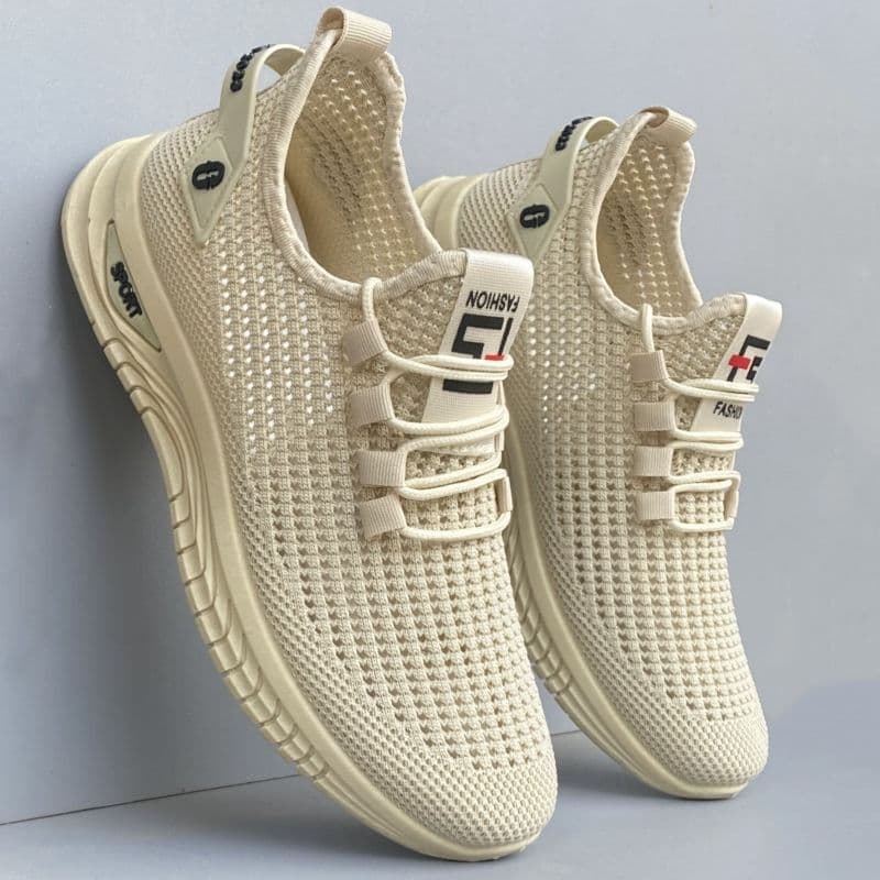 Men's sports universal solid color summer breathable sneakers for leisure, made with flyknit technology, simple and elegant design