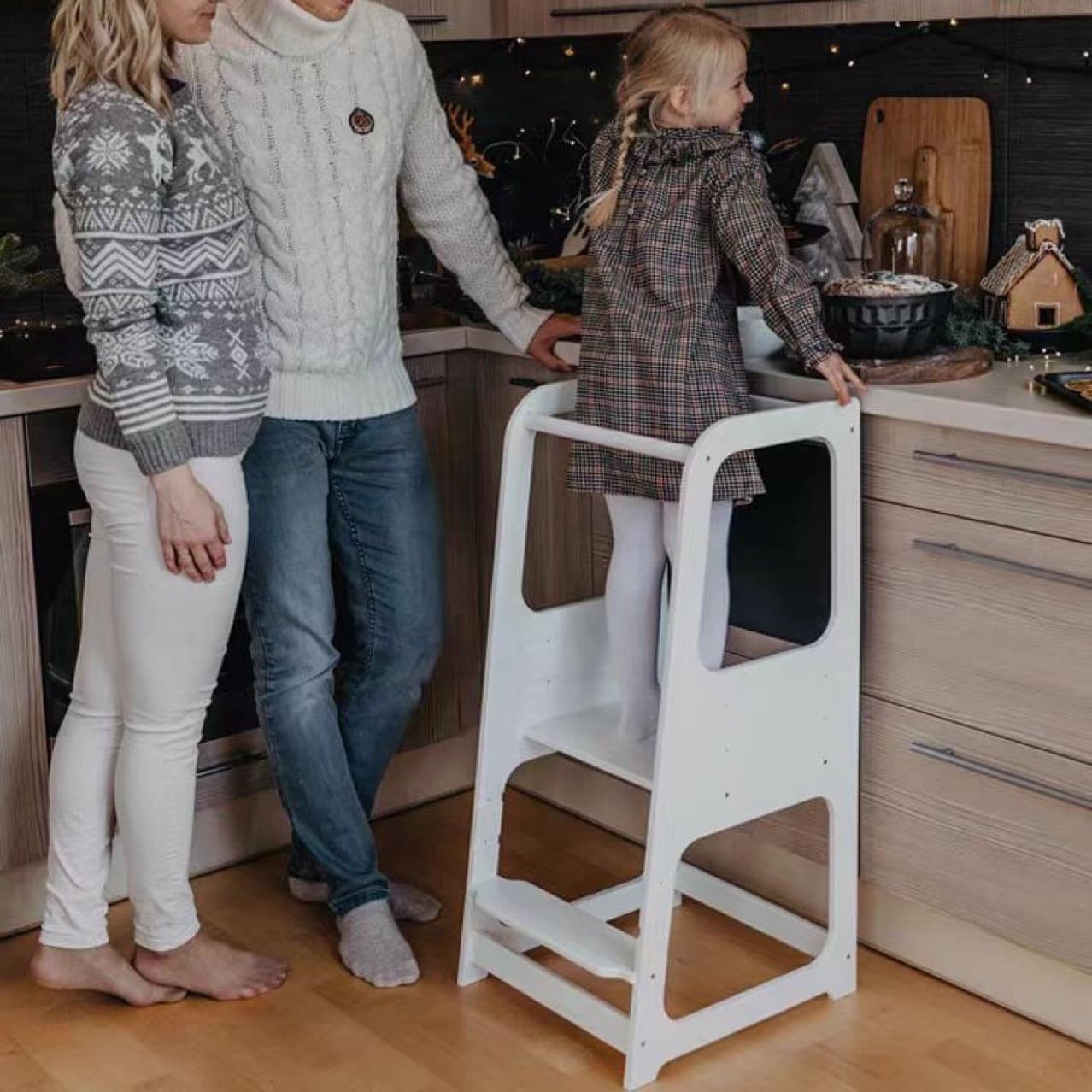 Children's wooden learning tower baby Montessori washstand foot stool children's armrest climbing stool solid wood hand washing steps 3