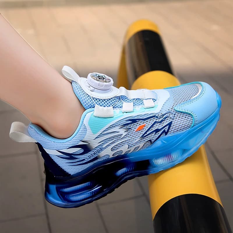 Breathable summer soft non-slip sports lightweight running sneakers for boys, soft sole 4