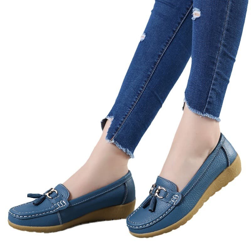 Large size middle-aged mother's shoes women's flat-soled beanie shoes casual flat-heeled soft-soled leather shoes cross-border foreign trade women's shoes single shoes 5