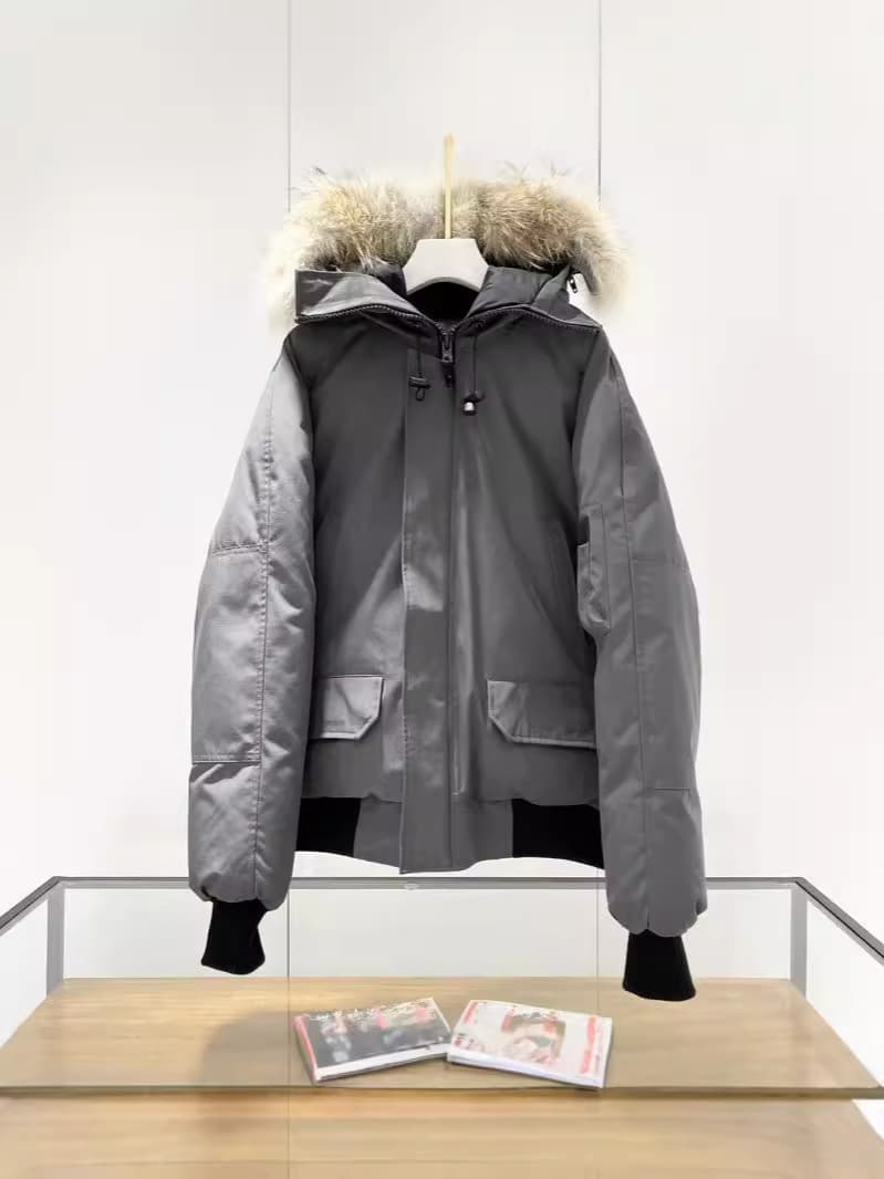 Canada Pilot goose men's and women's thickened down jackets 4
