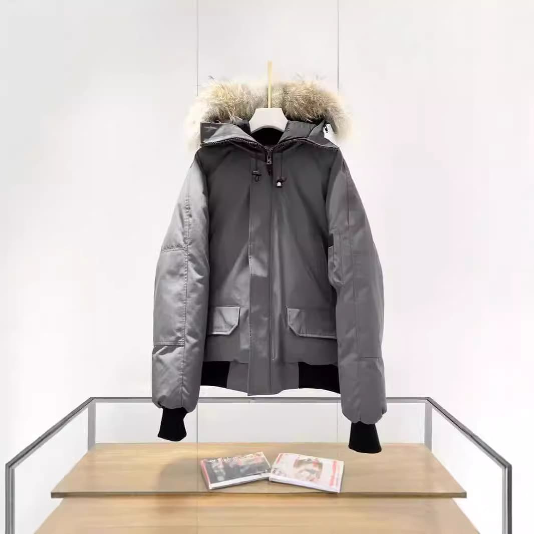 Canada Pilot Goose Men's and Women's Thickened Down Jackets 4
