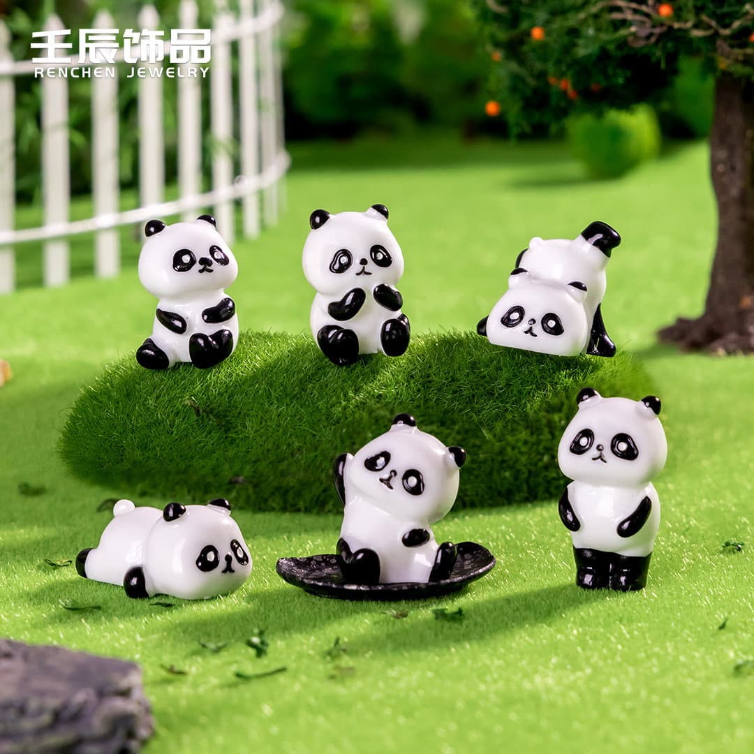 Micro landscape, realistic cute doll with accessories, with little bears, panda, DIY 2