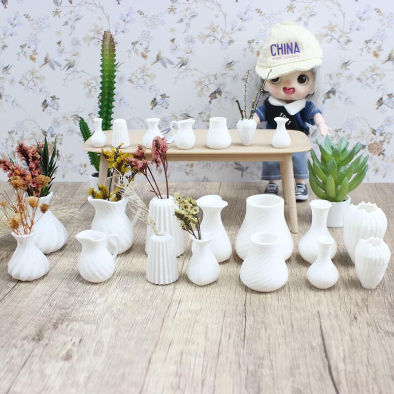 Small white doll house 5