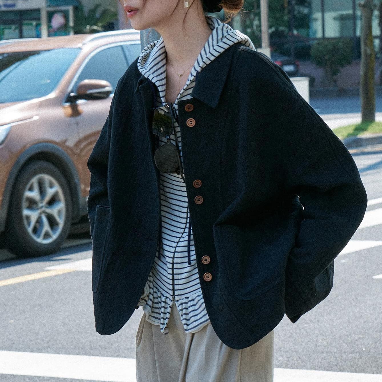 "White Sketch Workshop" "Oprina" Autumn New Product Striped Sweatshirt Hooded Zipper Ruffled Knit Cardigan 2