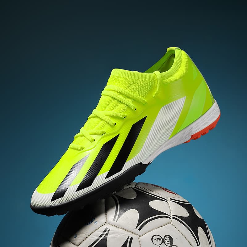 (Cross-border trading), (Wholesale), low boots for students, sneakers for training, with spikes