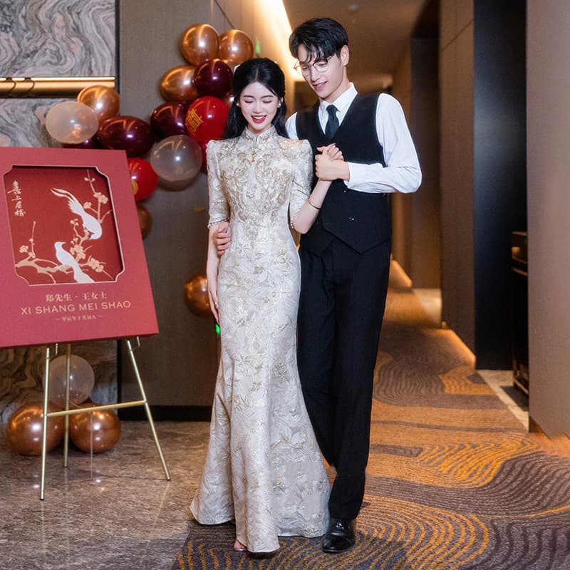 Evening dress, spring long wedding dress, elegant cheongsam, 2026 years, Chinese style, high-quality style, "fish tail" cut
