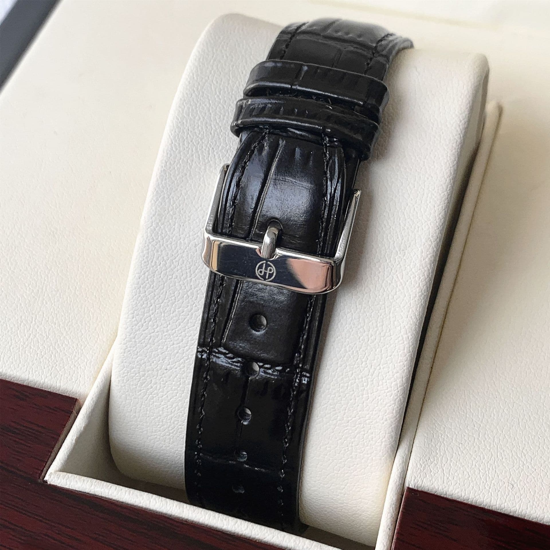 (Cross-border trading), quartz men's watch, belt, swiss watch, factory direct supply, Birthday gift, simple and elegant design 2