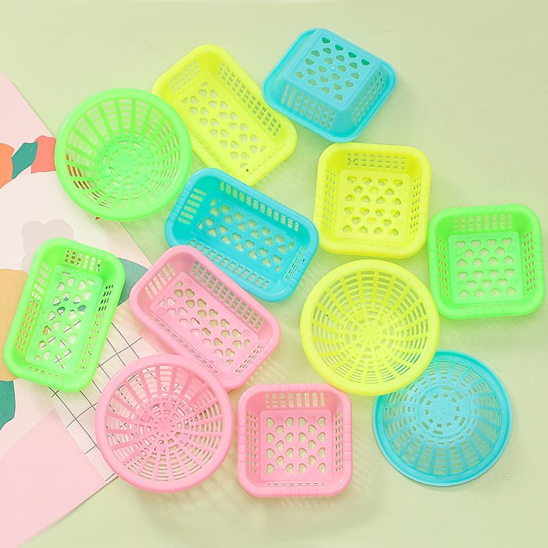 Small doll house, basket, children's family toy 4
