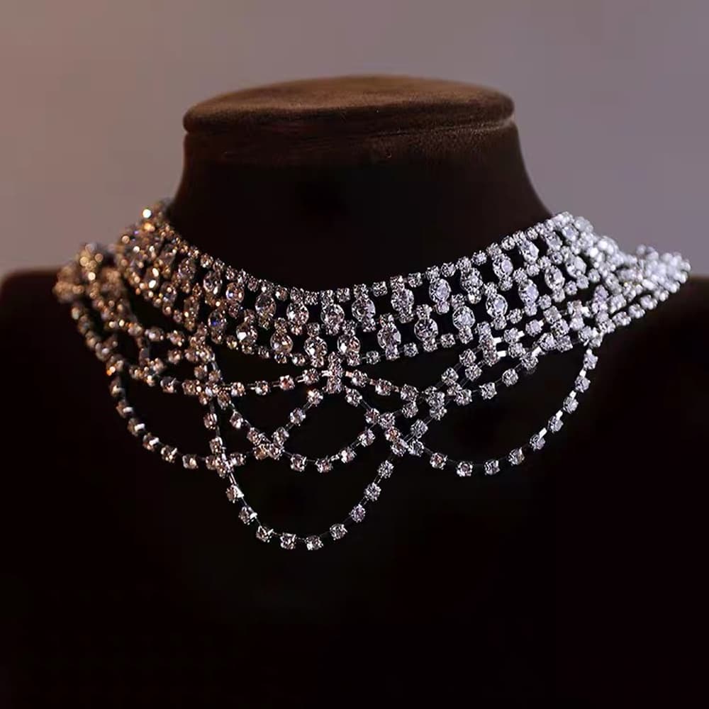 Fashionable necklace for bride with tassels, chain for key bag , accessory, diamond encrusted 1