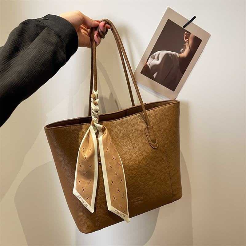 Capacious shoulder bag, fashionable universal one-shoulder bag, city style, high-quality style 1