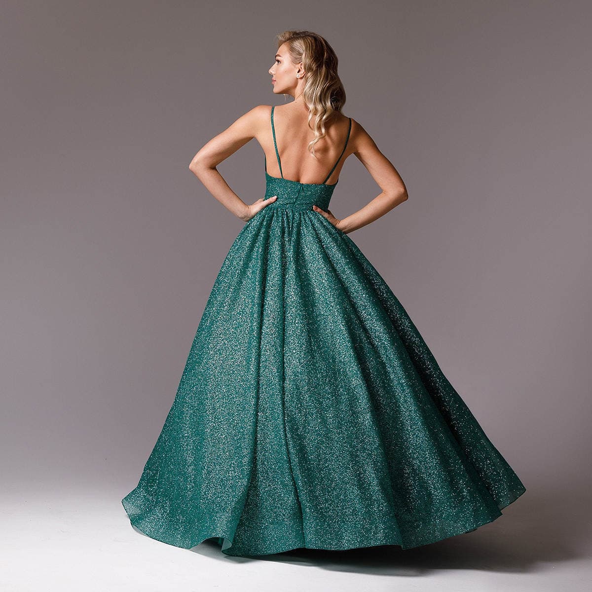 Elegant evening dress sleevless, V-neckline, graduation party 3